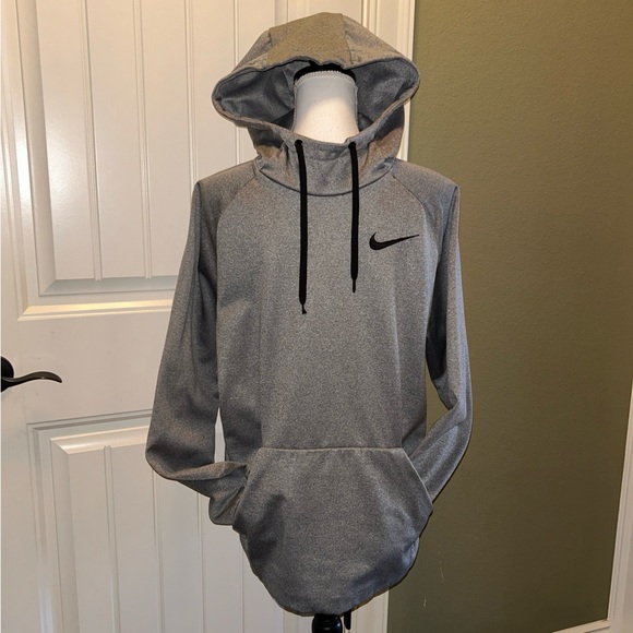 Nike Other - 🔥🔥SOLD🔥🔥Nike Therma Men's Pullover Training Hoodie Sz Medium Heathered Gray